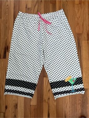 HUE White Polka Dot Capri Lounge Pants with Pink Drawstring